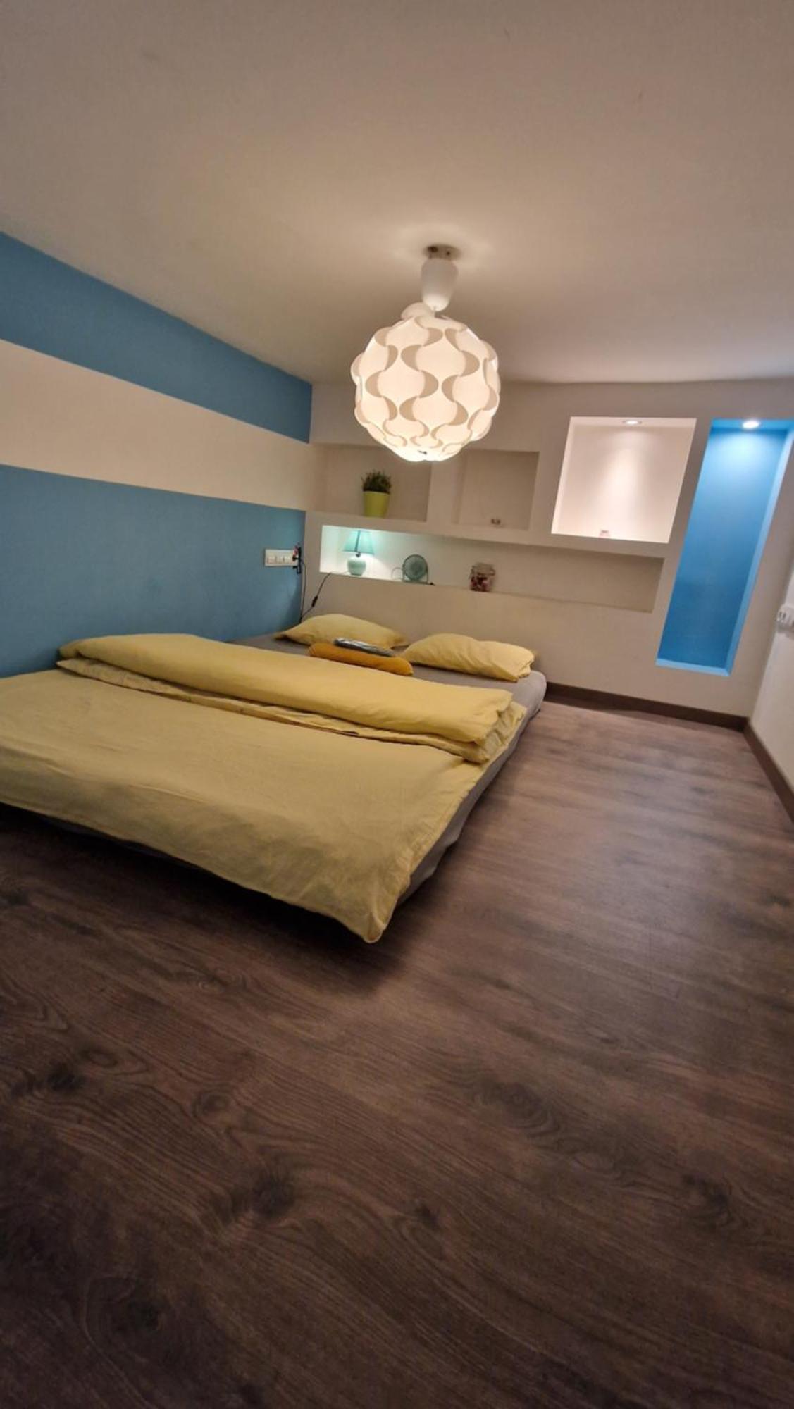 Turquoise Lofts Aparthotel Budapest Bagian luar foto