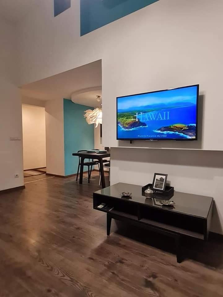 Turquoise Lofts Aparthotel Budapest Bagian luar foto